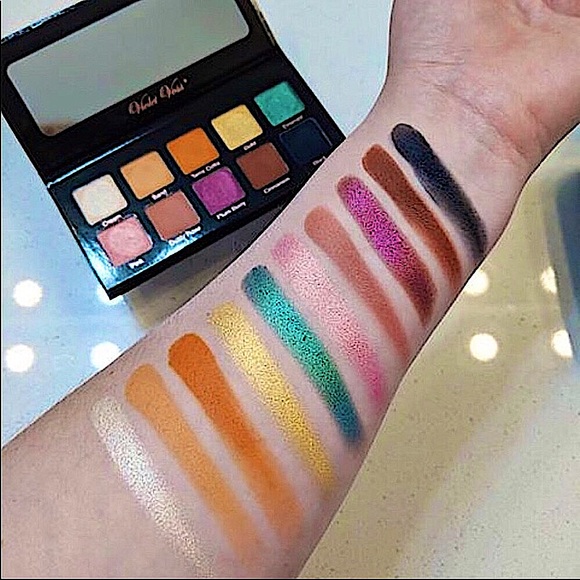 🆕🔥VIOLET VOSS ESSENTIALS 🎨 BEAUTIFUL 10👁COLORS YOU CAN REALLY MAKE BEST EYE - Picture 5 of 14